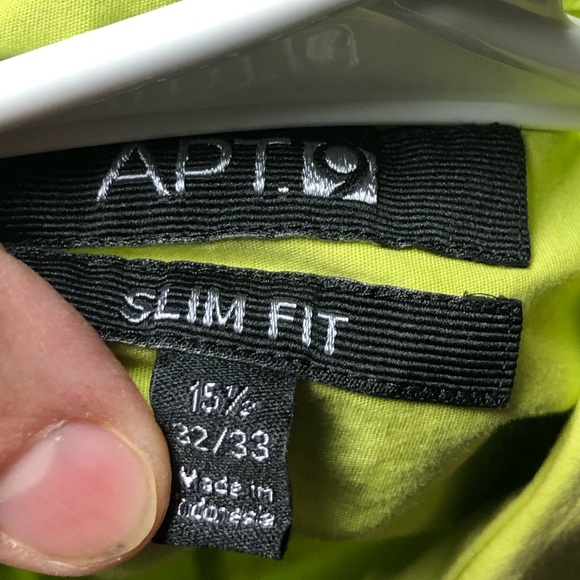 ⭐️Five $5 items for $15⭐️ Men’s dress shirt - Picture 4 of 5